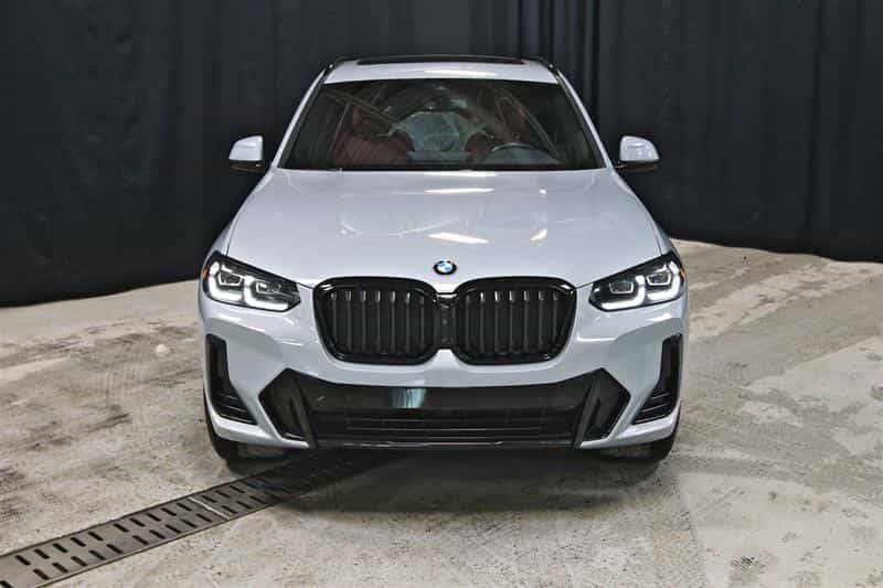 2022 BMW X3 xDrive30i - Image 3