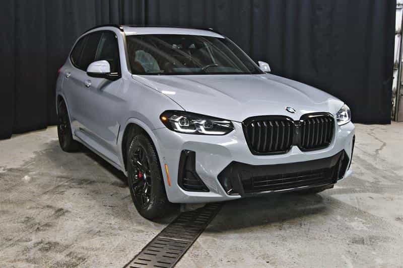 2022 BMW X3 xDrive30i - Image 4