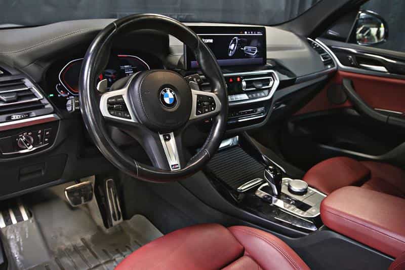 2022 BMW X3 xDrive30i - Image 10