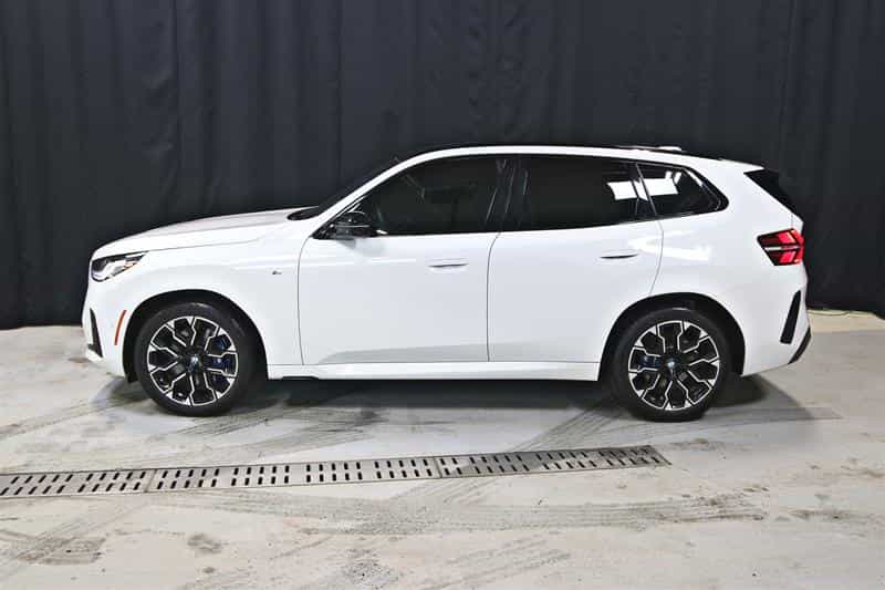 2025 BMW X3 M50 xDrive - Image 5