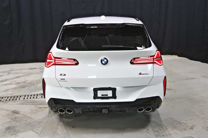 2025 BMW X3 M50 xDrive - Image 7