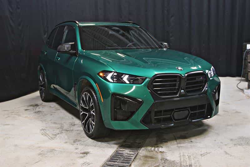 2025 BMW X5 M Competition - Image 4