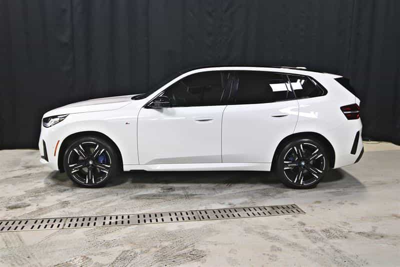 2025 BMW X3 M50 xDrive - Image 5