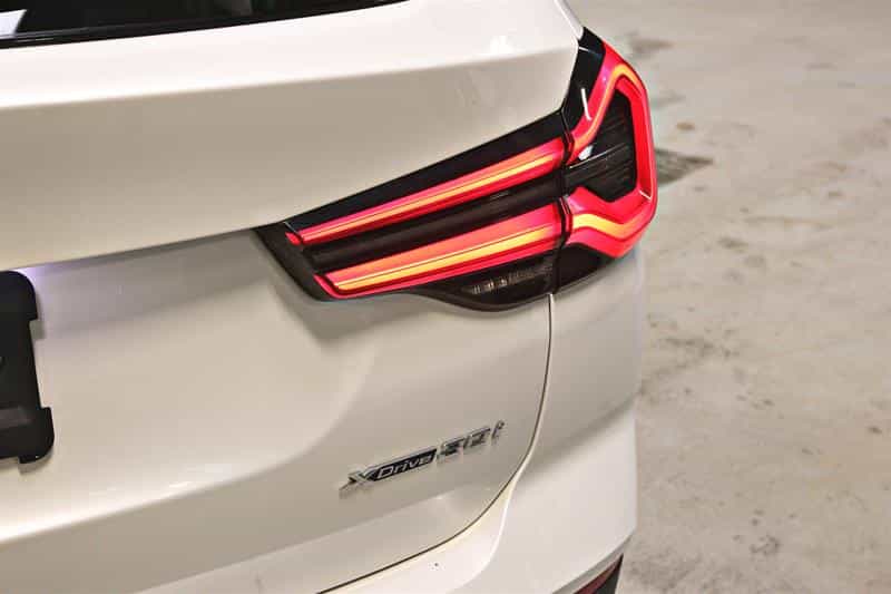 2022 BMW X3 xDrive30i - Image 8