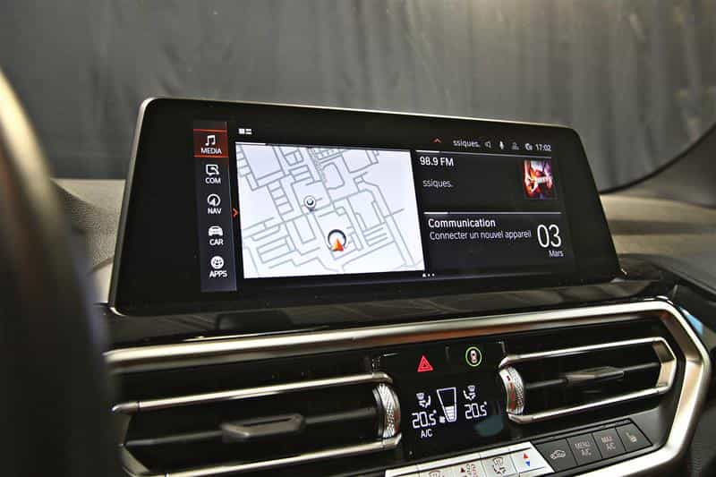 2022 BMW X3 xDrive30i - Image 14