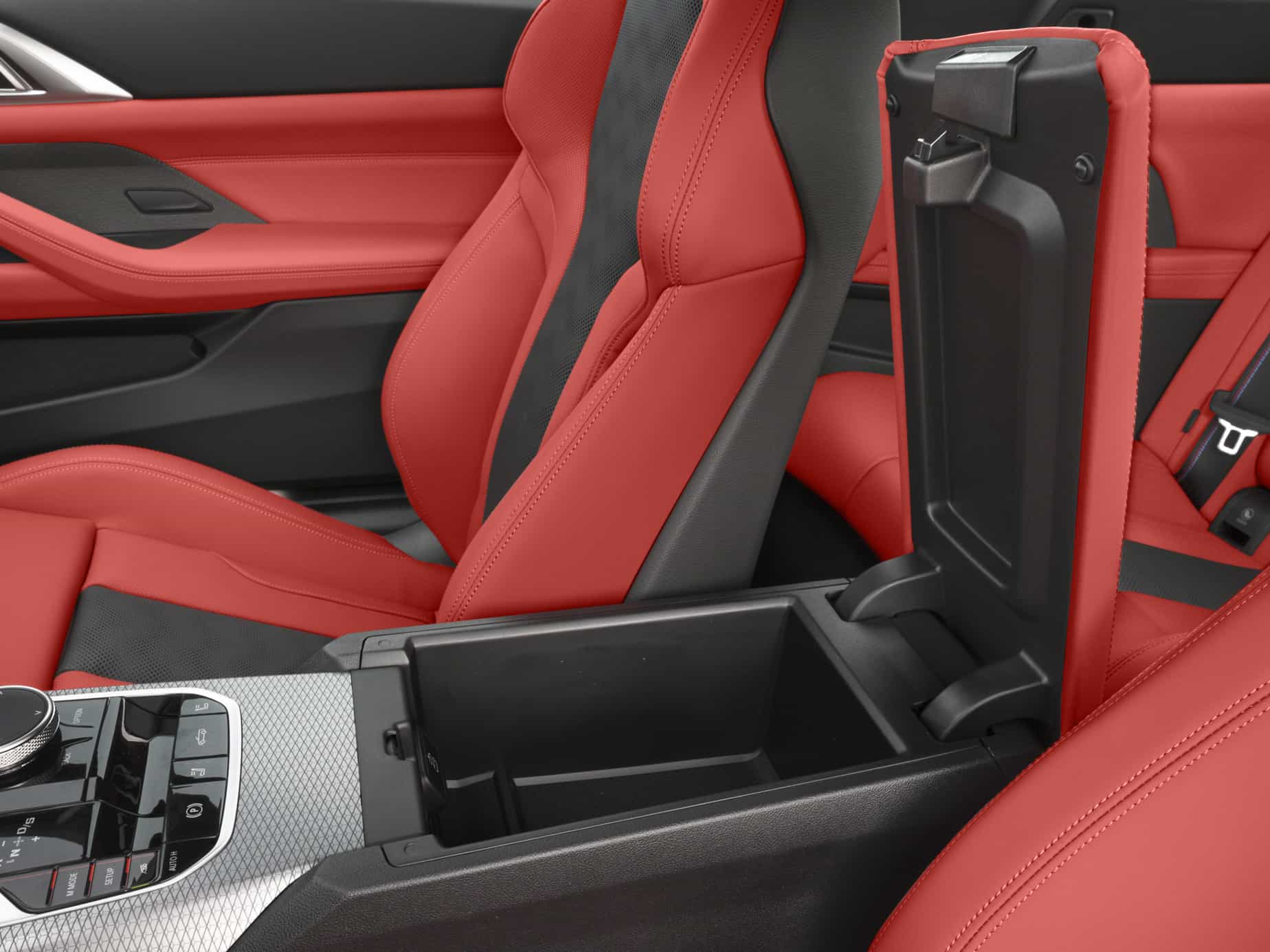 2026 BMW M4 Competition Cabriolet - Image 10