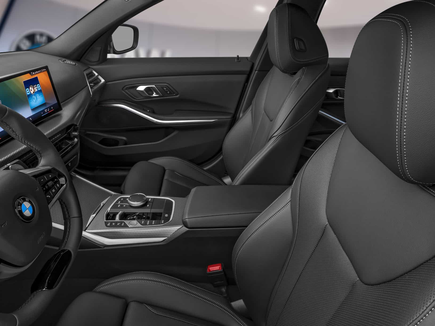 2026 BMW 330i xDrive Sedan - Image 5