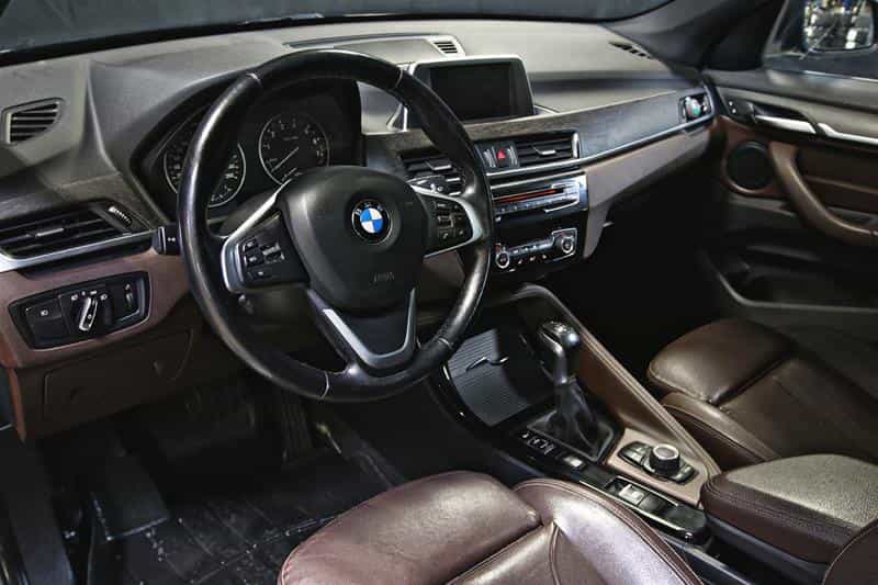 2016 BMW X1 xDrive28i - Image 11