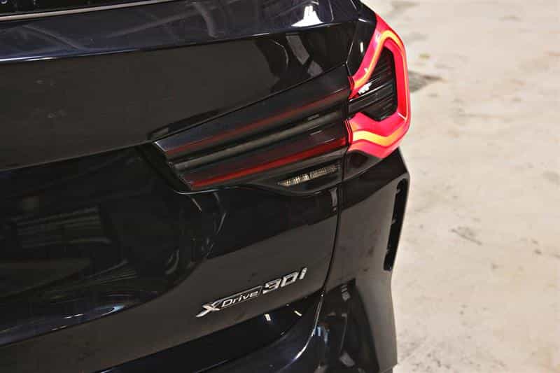 2025 BMW X3 30 xDrive - Image 8