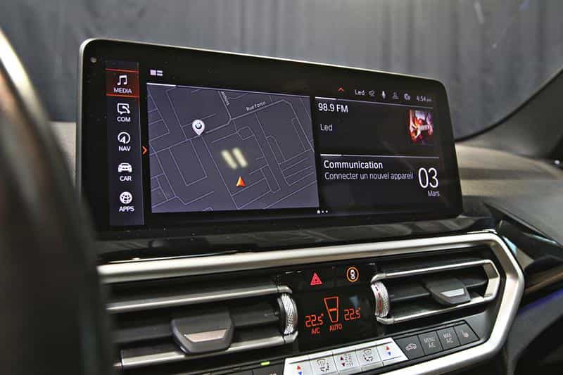 2025 BMW X3 30 xDrive - Image 14