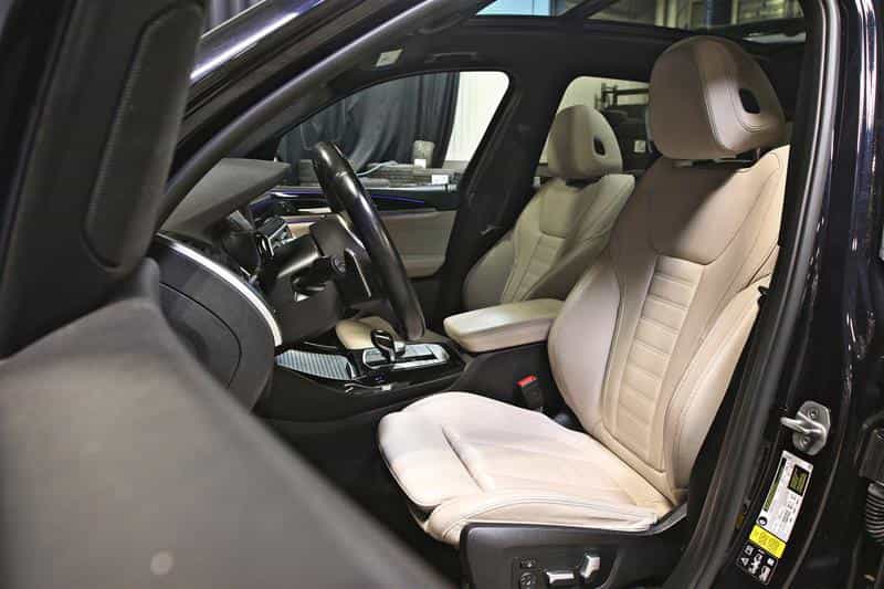 2025 BMW X3 30 xDrive - Image 17