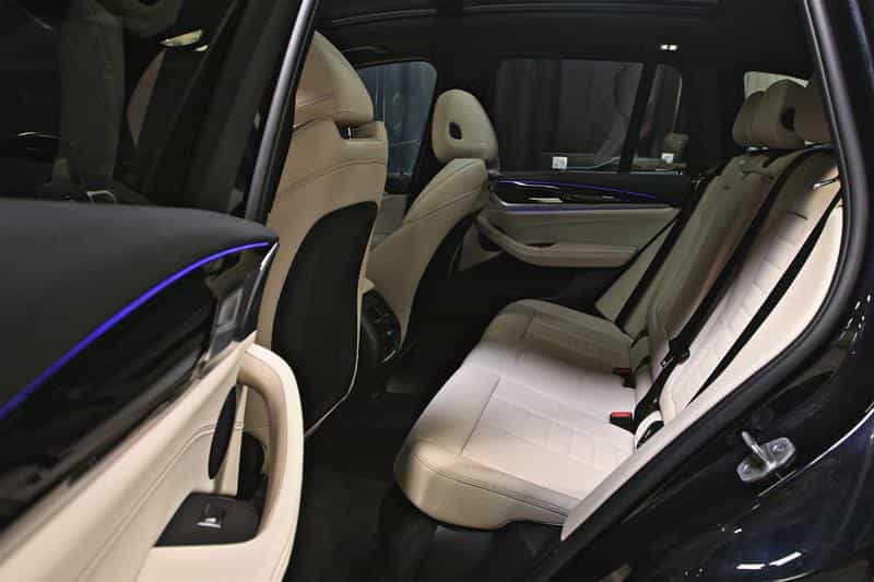 2025 BMW X3 30 xDrive - Image 18