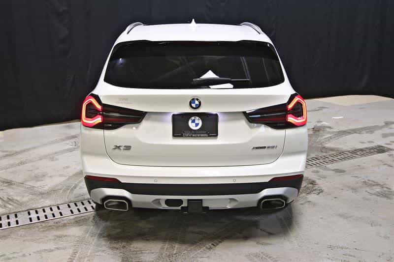 2023 BMW X3 xDrive30i - Image 7