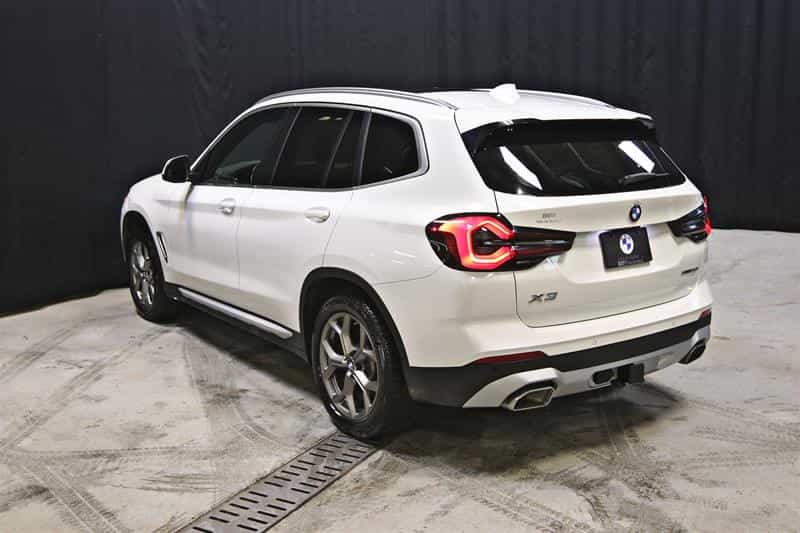 2023 BMW X3 xDrive30i - Image 10