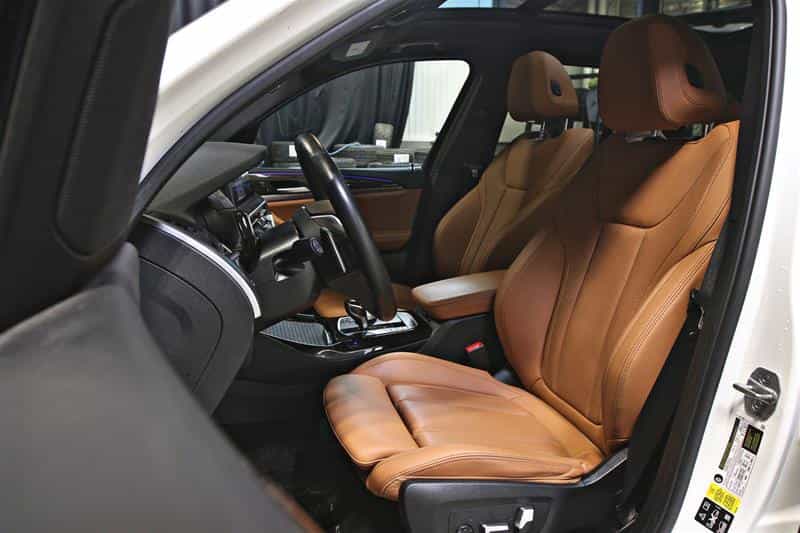 2023 BMW X3 xDrive30i - Image 17