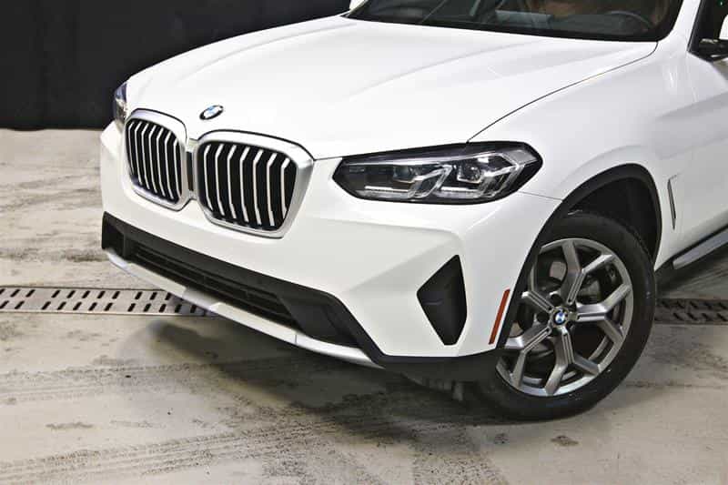 2024 BMW X3 xDrive30i - Image 2