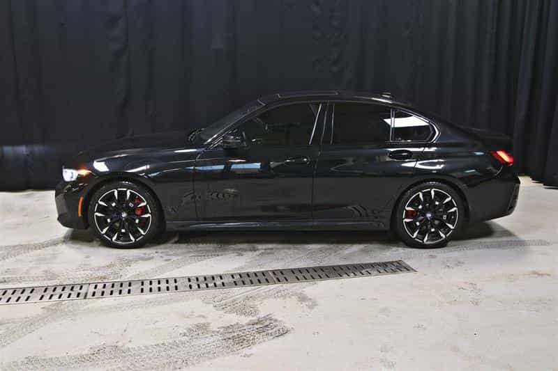 2025 BMW 3 Series xDrive Sedan - Image 5