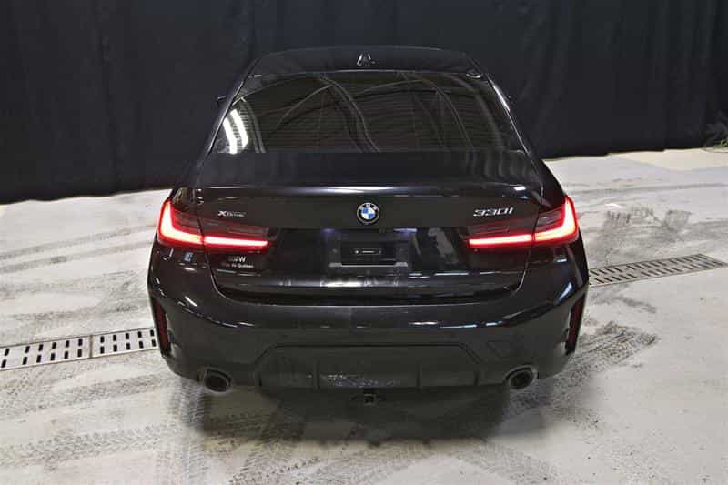2025 BMW 3 Series xDrive Sedan - Image 7