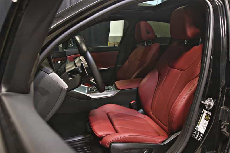 2025 BMW 3 Series xDrive Sedan - Image 17