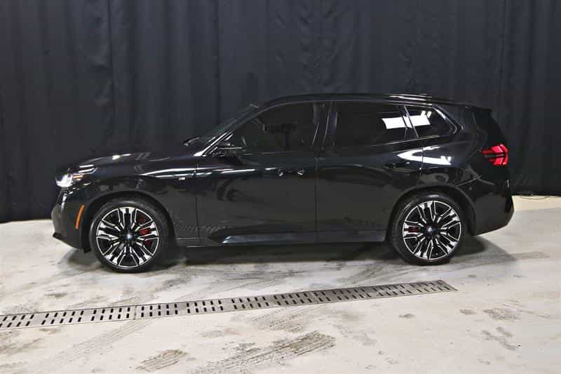2025 BMW X3 M50 xDrive - Image 5