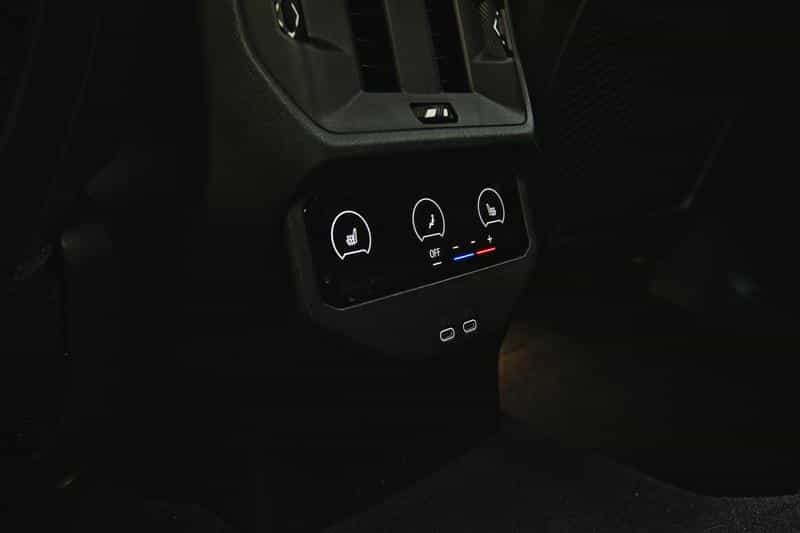 2025 BMW X3 M50 xDrive - Image 19