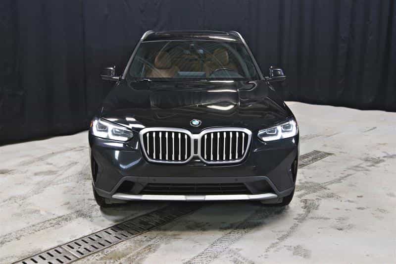 2024 BMW X3 xDrive30i - Image 3
