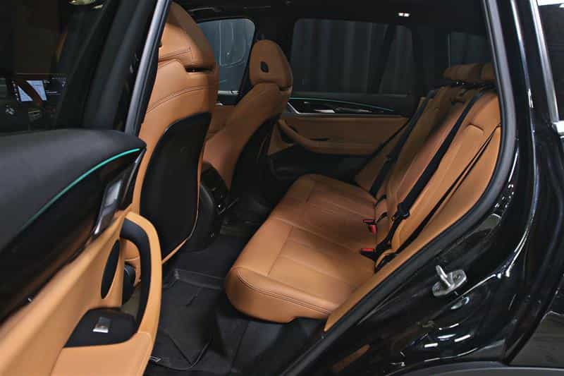 2024 BMW X3 xDrive30i - Image 18