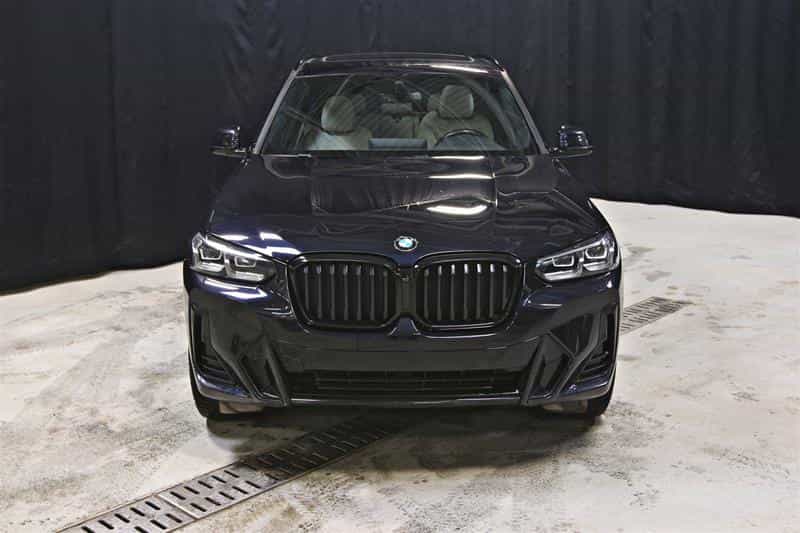 2022 BMW X3 xDrive30i - Image 3