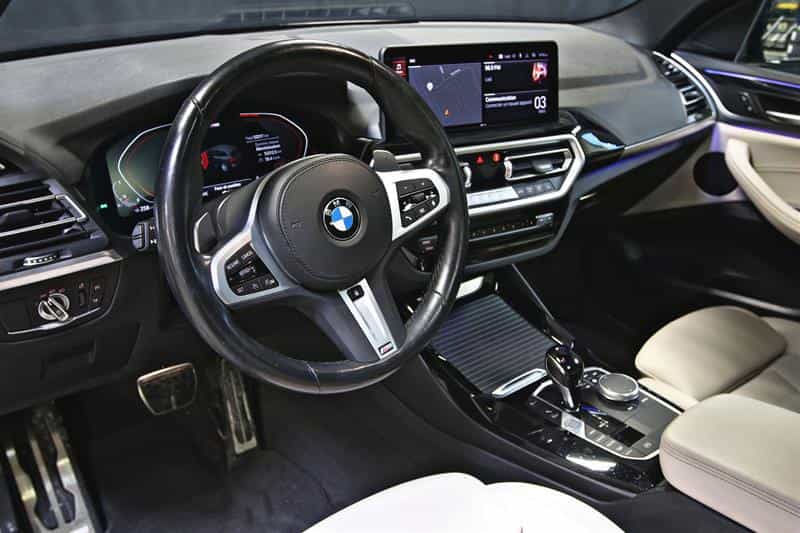 2022 BMW X3 xDrive30i - Image 11