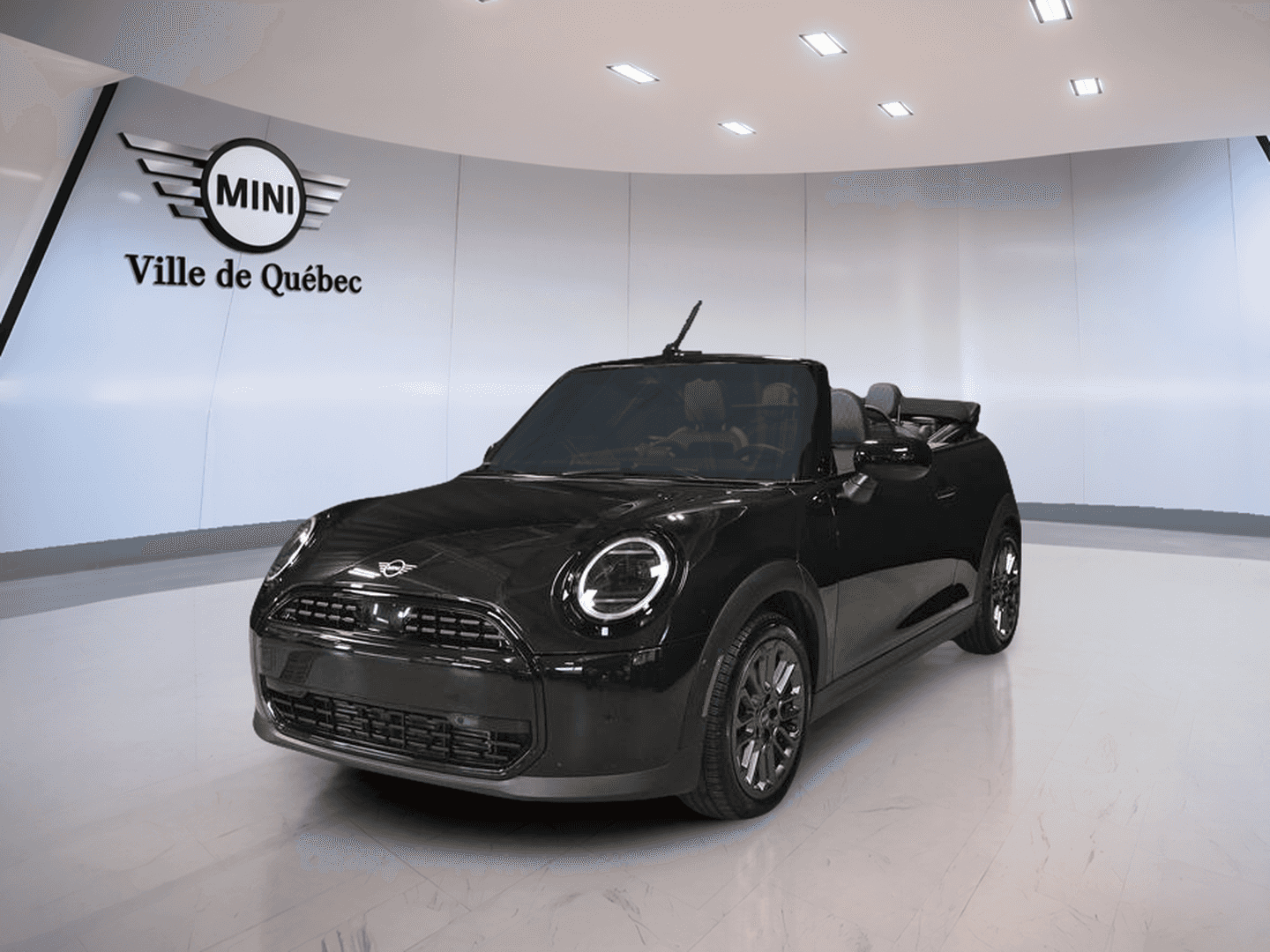 Image 1 Mini Clubman Cooper C FWD 2025