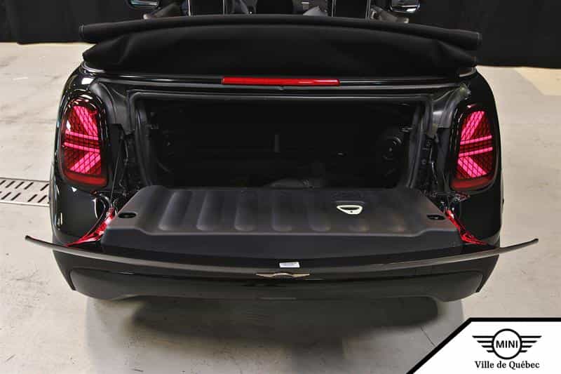 2025 Mini Clubman Cooper C FWD - Image 10