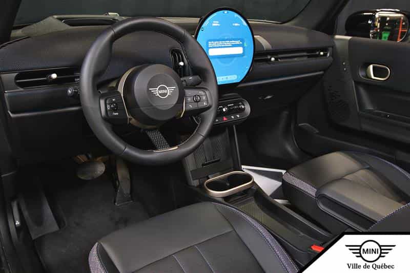 2025 Mini Clubman Cooper C FWD - Image 11