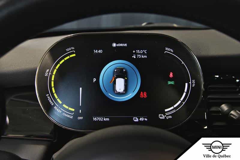 2024 Mini Cooper SE 3 Door - Image 15