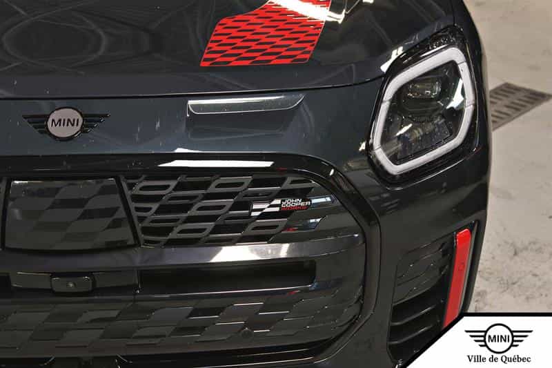 2025 Mini Cooper John Cooper Works ALL4 - Image 4