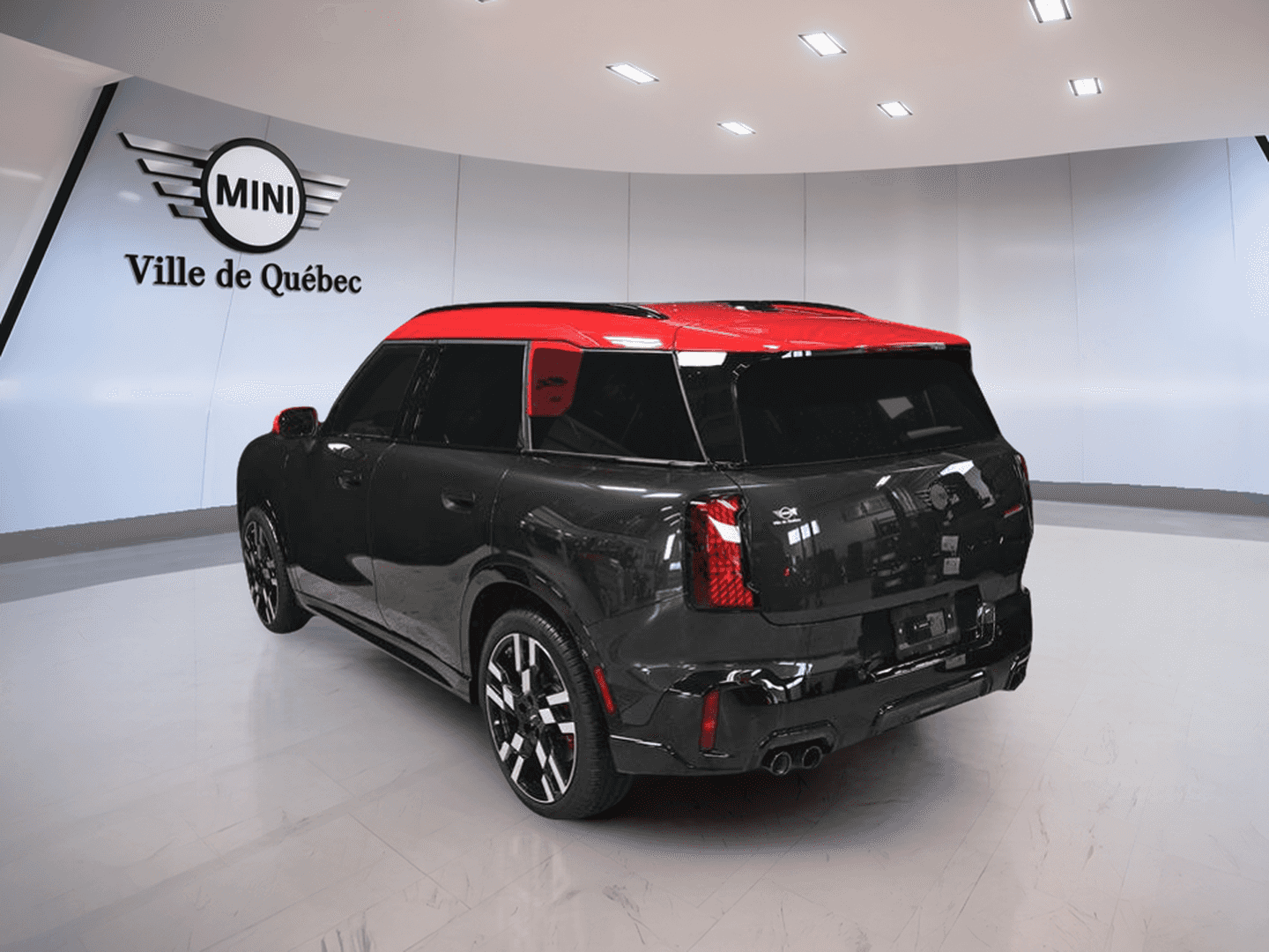 2025 Mini Cooper John Cooper Works ALL4 - Image 11
