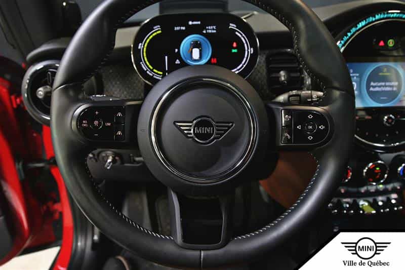 2024 Mini Cooper SE 3 Door - Image 15