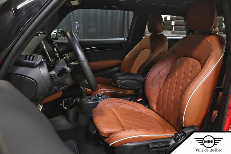 2024 Mini Cooper SE 3 Door - Image 17