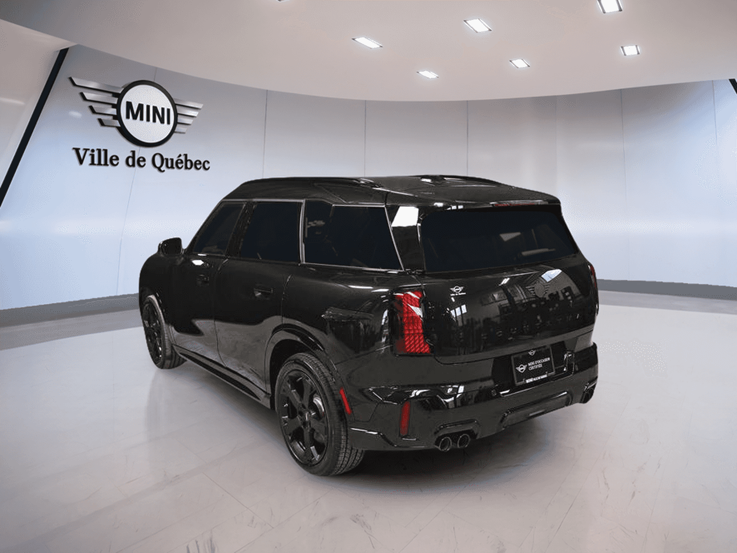 2025 Mini Cooper John Cooper Works ALL4 - Image 10
