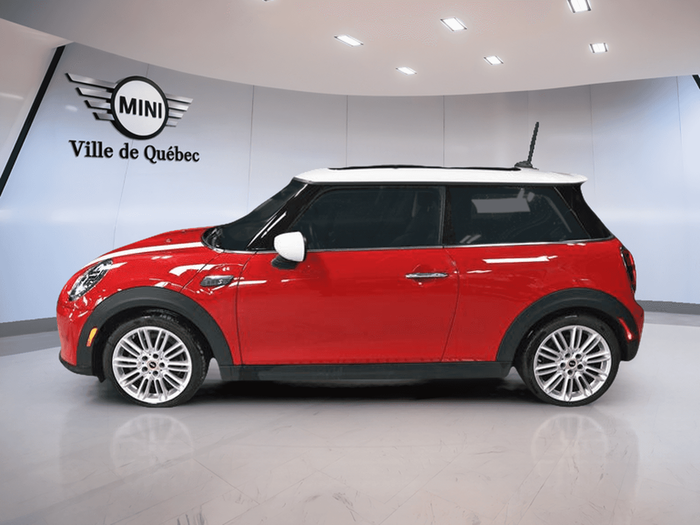 Image 5 Mini Cooper SE 3 Door 2024