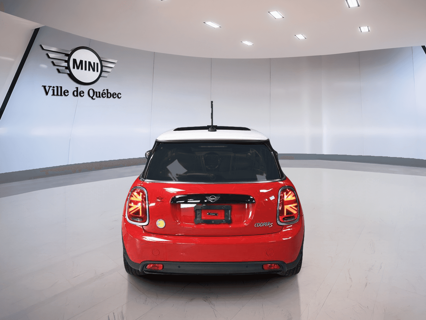 Image 8 Mini Cooper SE 3 Door 2024