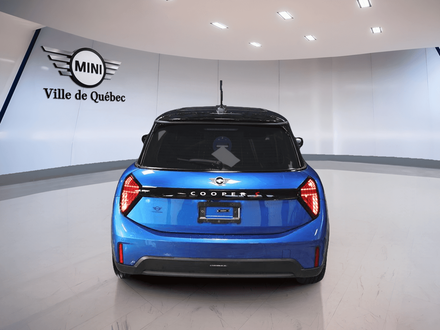 2025 Mini Cooper Cooper S - Image 8