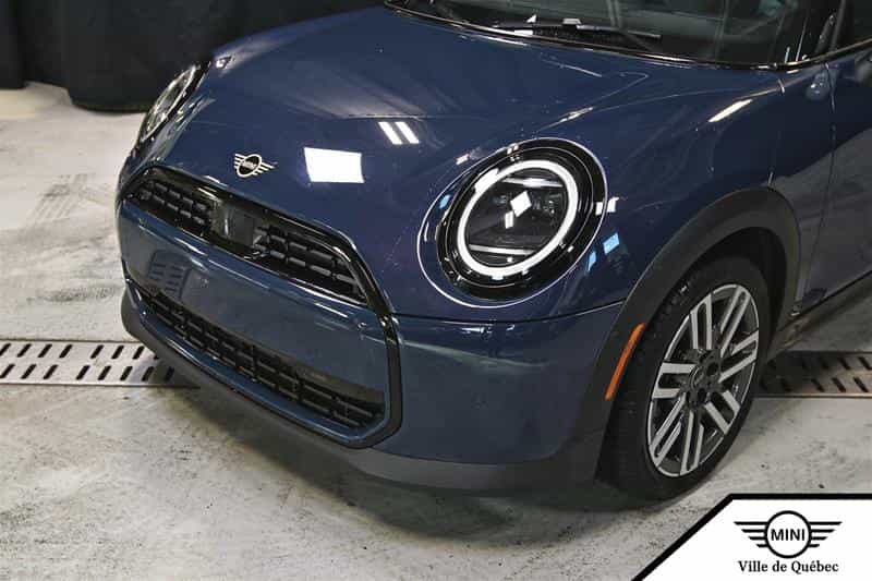 2025 Mini Clubman Cooper C FWD - Image 2
