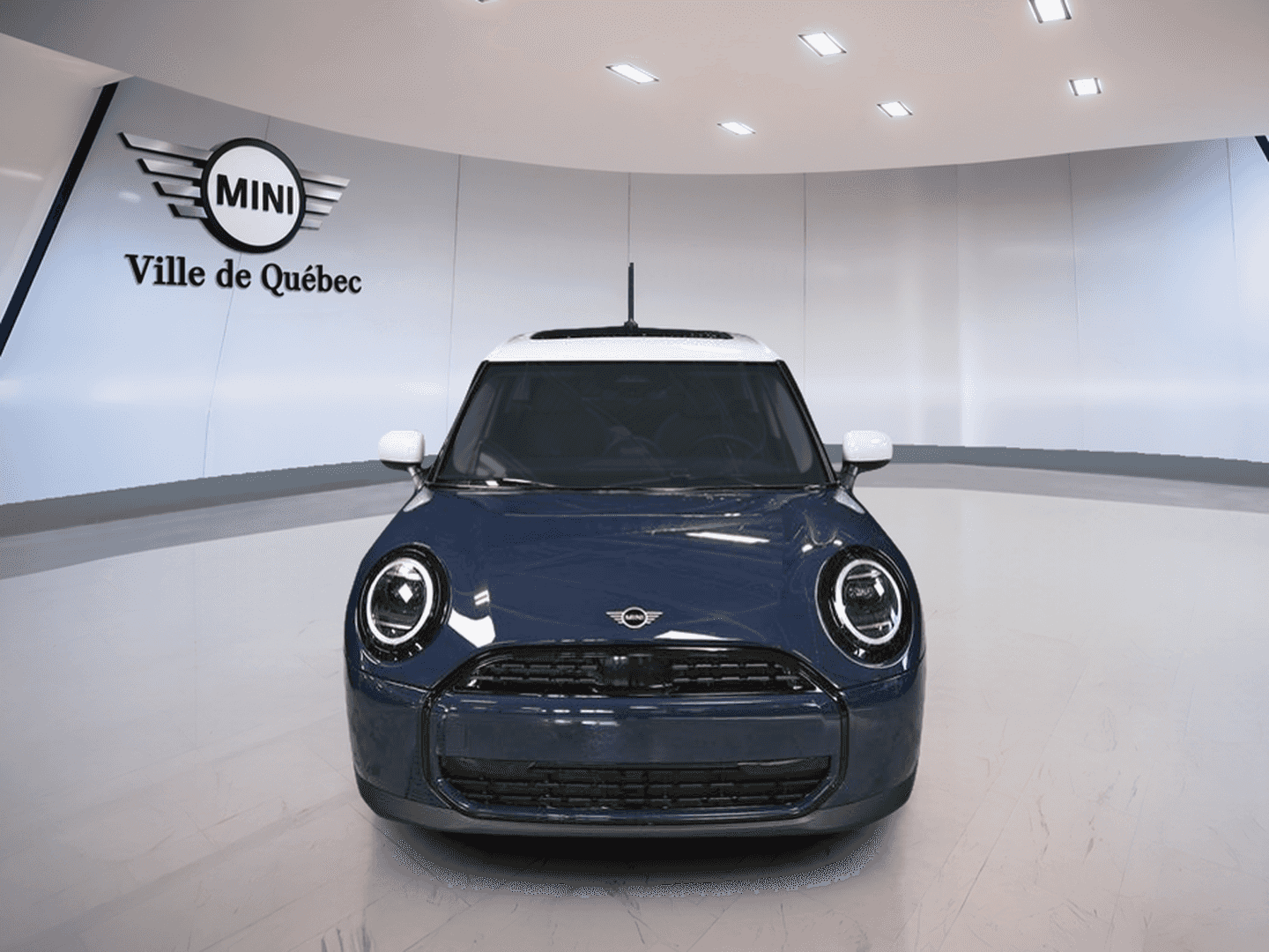 2025 Mini Clubman Cooper C FWD - Image 3