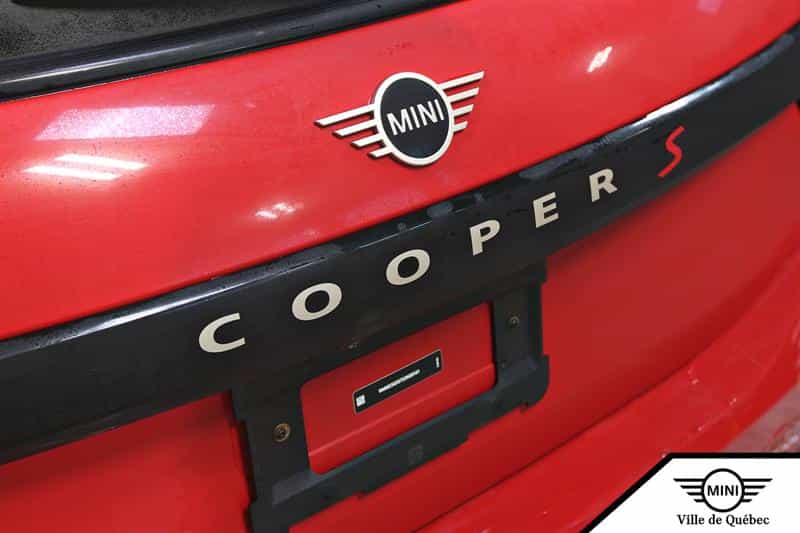 2025 Mini Cooper Cooper S - Image 9
