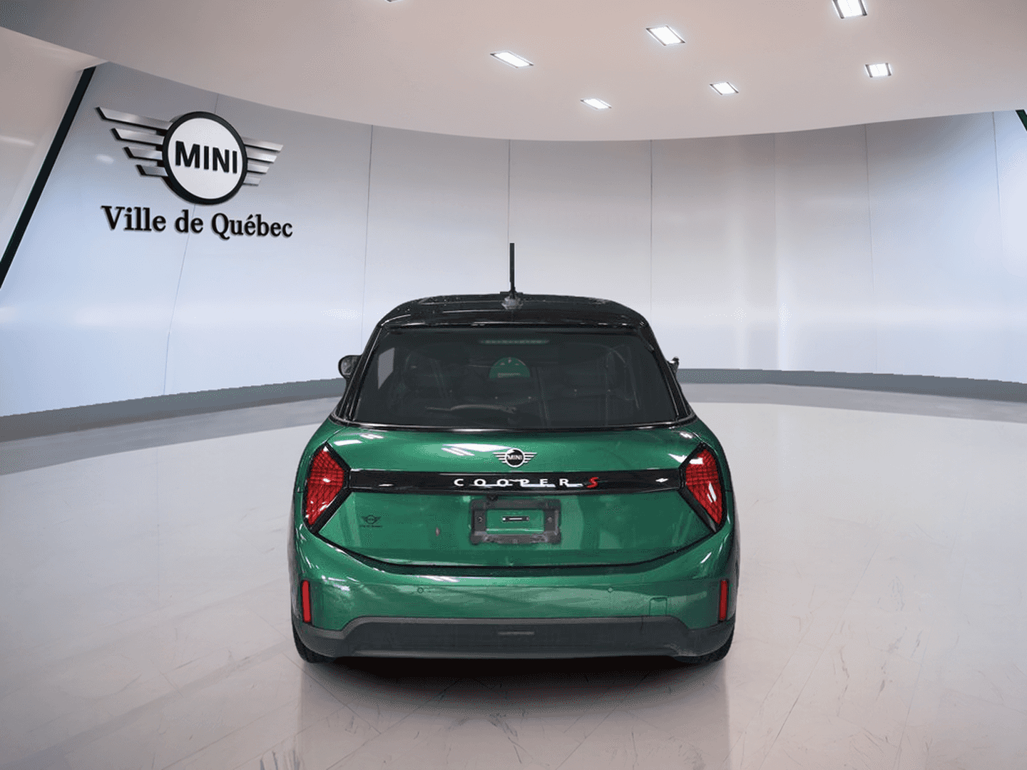 2025 Mini Cooper Cooper S FWD - Image 8