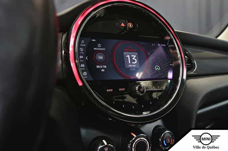 2024 Mini Cooper 3 Door - Image 14