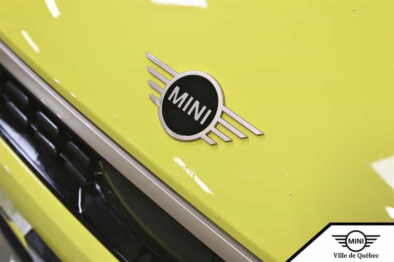 2025 Mini Cooper Cooper S FWD - Image 5