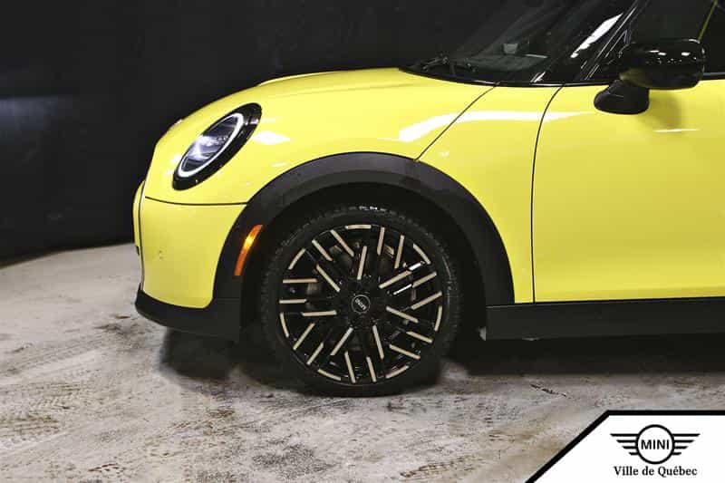 2025 Mini Cooper Cooper S FWD - Image 7
