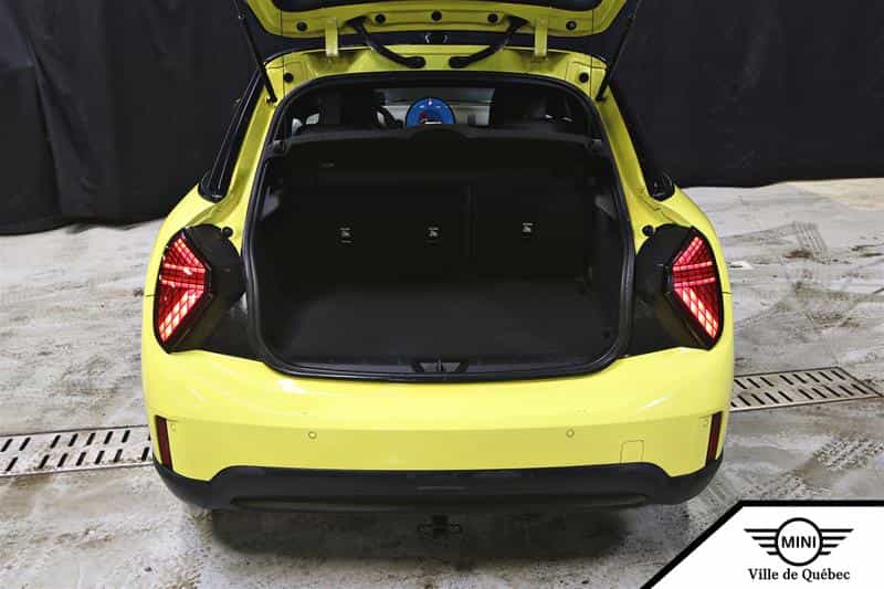 2025 Mini Cooper Cooper S FWD - Image 10