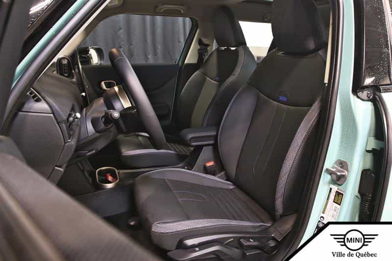 2025 Mini Clubman Cooper C FWD - Image 15